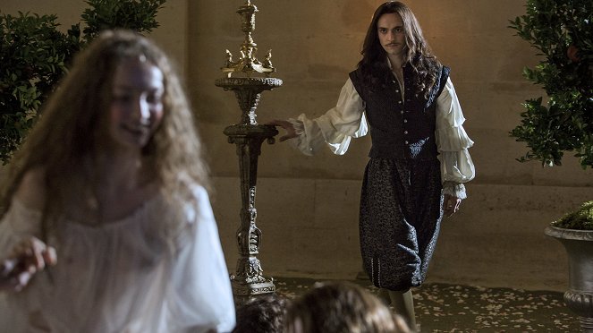 Versailles - Season 1 - Un roi sans château n'a rien d'un vrai roi - Filmfotos - George Blagden