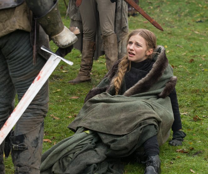 The White Queen - War at First Hand - Van film - Faye Marsay