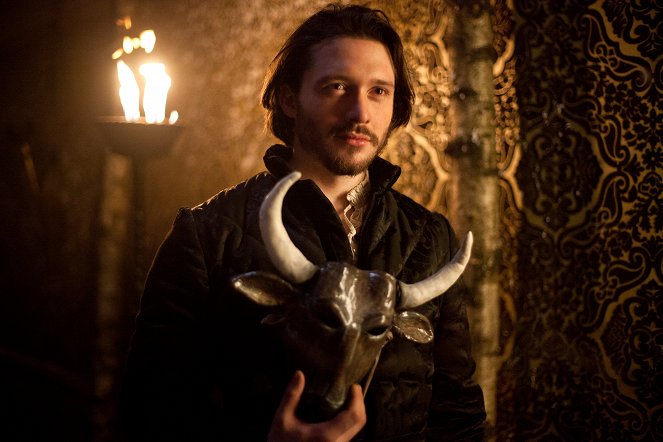 The White Queen - Poison and Malmsey Wine - Photos - David Oakes