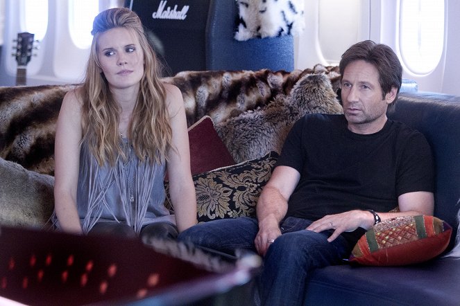 Californication - Season 6 - In the Clouds - Photos - Maggie Grace, David Duchovny