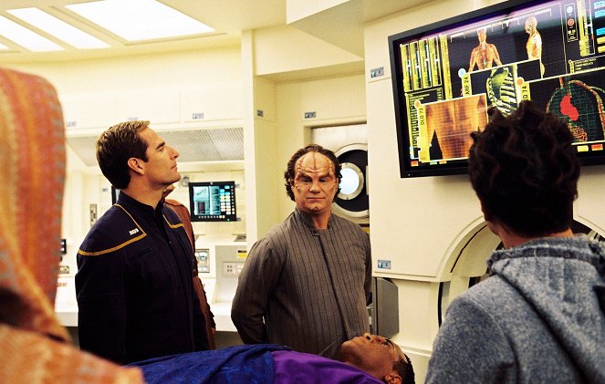 Star Trek: Enterprise - Cold Front - Photos - Scott Bakula, John Billingsley