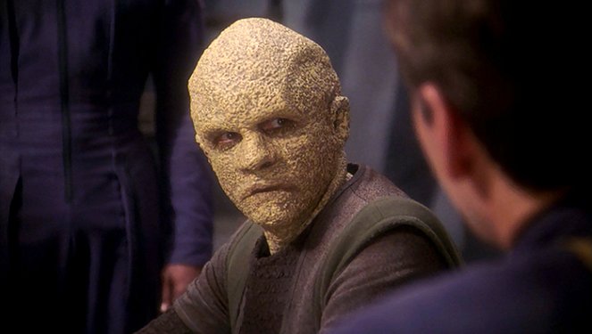 Star Trek: Enterprise - Season 1 - Detained - Photos - Dennis Christopher