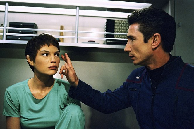 Star Trek: Enterprise - The Crossing - Kuvat elokuvasta - Jolene Blalock, Dominic Keating