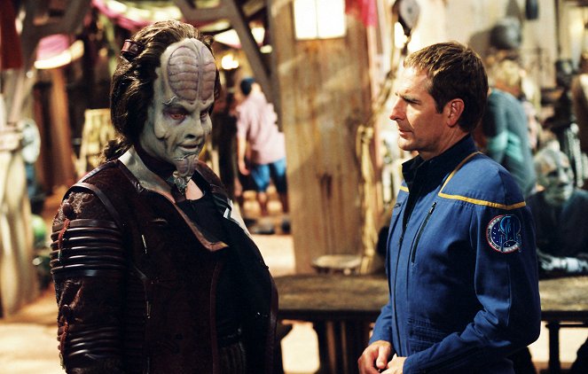 Star Trek: Enterprise - Season 3 - Rajiin - Photos - Scott Bakula