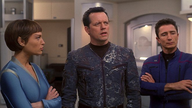 Star Trek: Enterprise - Hatchery - Photos - Jolene Blalock, Steven Culp, Dominic Keating