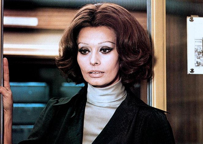 Cassandra Crossing - Do filme - Sophia Loren