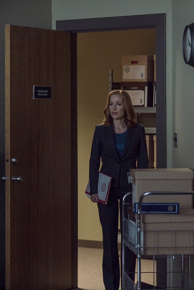 Expediente X - Mulder & Scully Meet the Were-Monster - De la película - Gillian Anderson