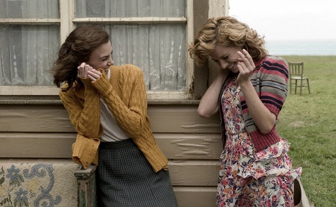 The Edge of Love - Photos - Keira Knightley, Sienna Miller