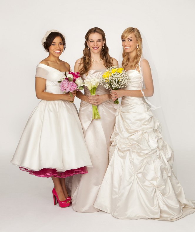 Nearlyweds - Werbefoto - Jessica Parker Kennedy, Danielle Panabaker, Britt Irvin