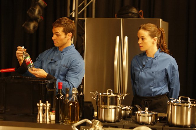 Recipe for Love - Photos - Shawn Roberts, Danielle Panabaker