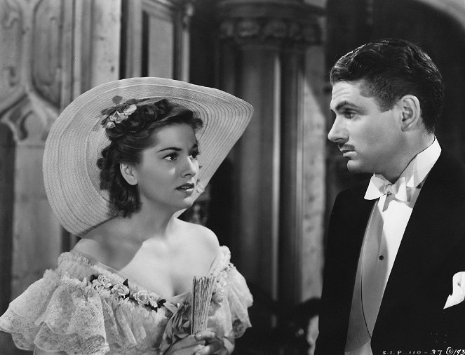 Rebecca - Photos - Joan Fontaine, Laurence Olivier
