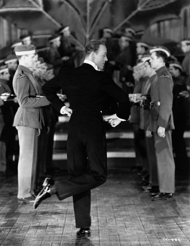 The Story of Vernon and Irene Castle - Do filme - Fred Astaire