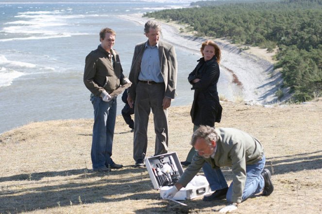 Der Kommissar und das Meer - Näher als du denkst - De la película - Andy Gätjen, Walter Sittler, Sólveig Arnarsdóttir