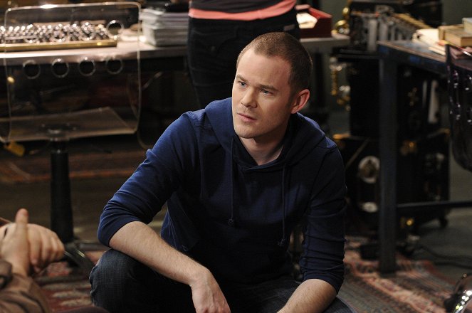 Warehouse 13 - Past Imperfect - Film - Aaron Ashmore