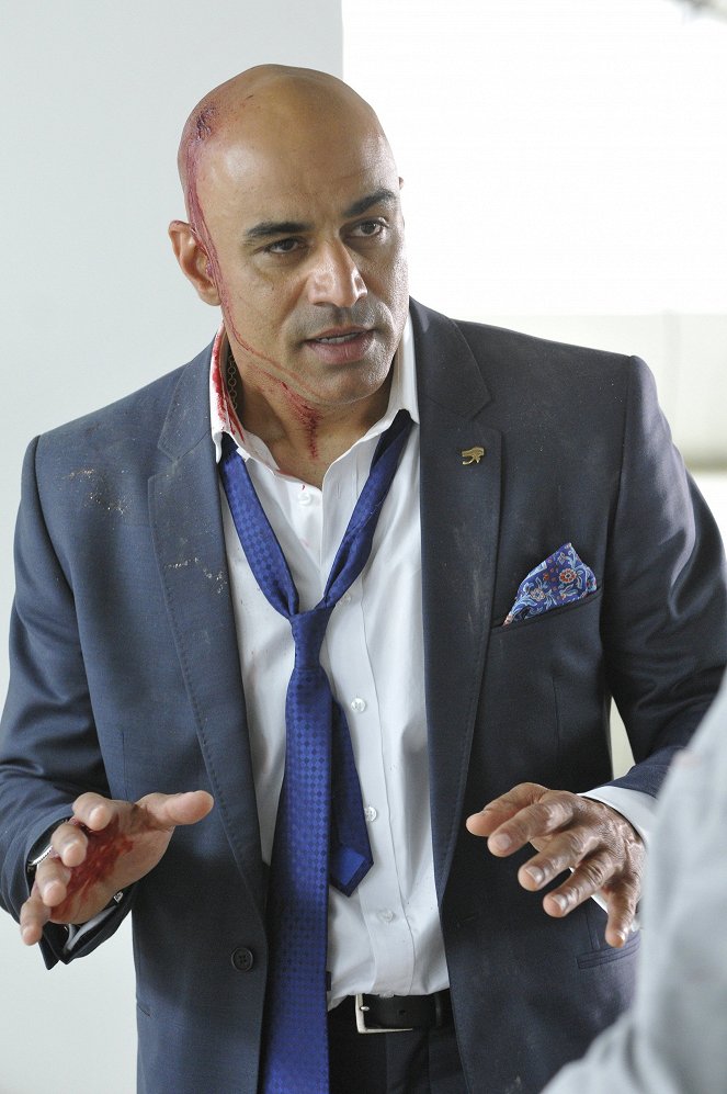 Warehouse 13 - The 40th Floor - Film - Faran Tahir