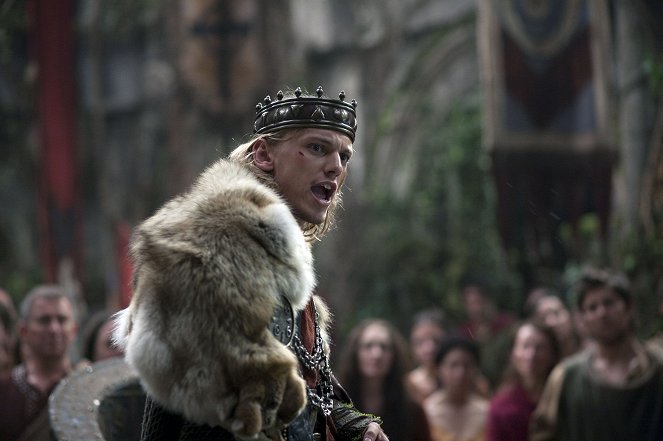 Camelot - The Sword and the Crown - Van film - Jamie Campbell Bower