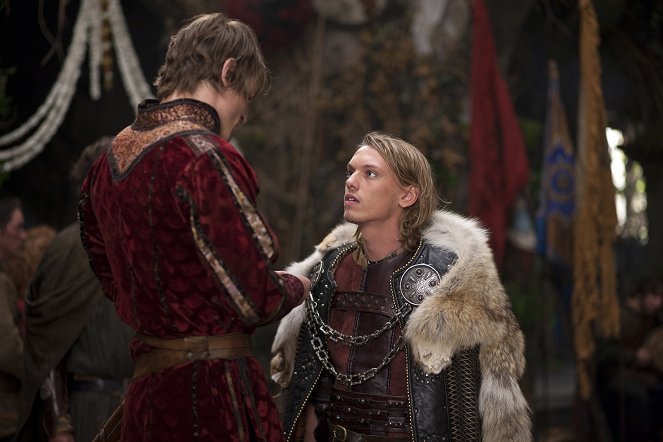 Camelot - Guinevere - Photos - Jamie Campbell Bower