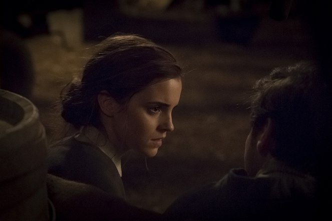 Colonia - De la película - Emma Watson