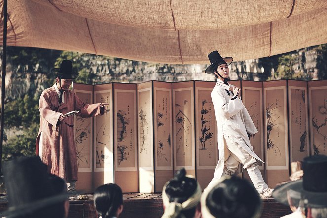 The Hymn - Photos - Dong-hwi Lee, Suzy Bae