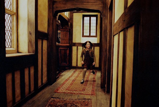 Opowieści z Narnii: Lew, czarownica i stara szafa - Z filmu - Georgie Henley
