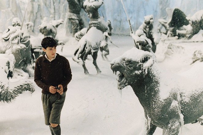 De Kronieken van Narnia: De leeuw, de heks en de kleerkast - Van film - Skandar Keynes