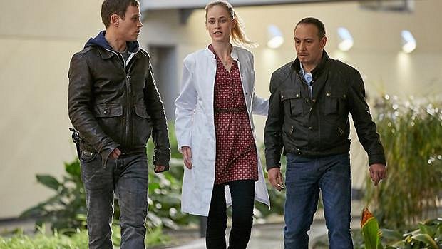 Alerta Cobra - Season 20 - Blutgeld - De la película - Vinzenz Kiefer, Inez Bjørg David, Erdogan Atalay