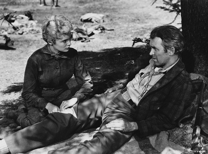 The Naked Spur - Photos - Janet Leigh, James Stewart