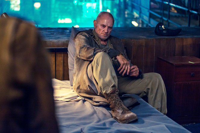 Dominion - A Bitter Truth - Photos - Alan Dale