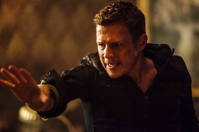 Dominion - Reap the Whirlwind - Do filme - Christopher Egan