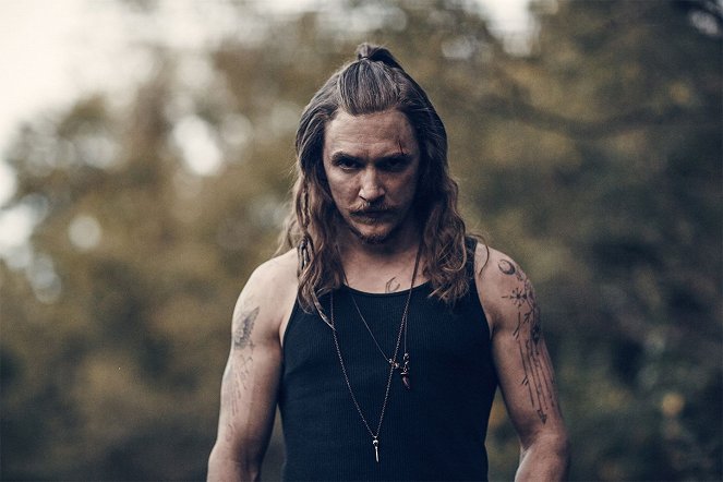 Outsiders - Promoción - Kyle Gallner