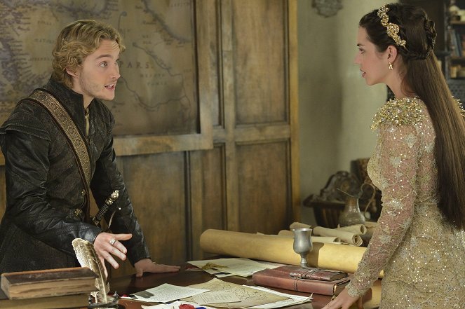 Reign - Blood for Blood - Photos - Toby Regbo, Adelaide Kane