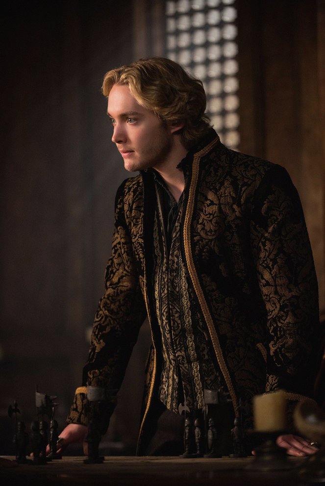 Reign - The Siege - De la película - Toby Regbo