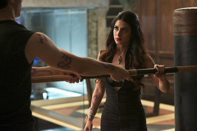 Shadowhunters: The Mortal Instruments - Mensen en engelen - Van film - Emeraude Toubia