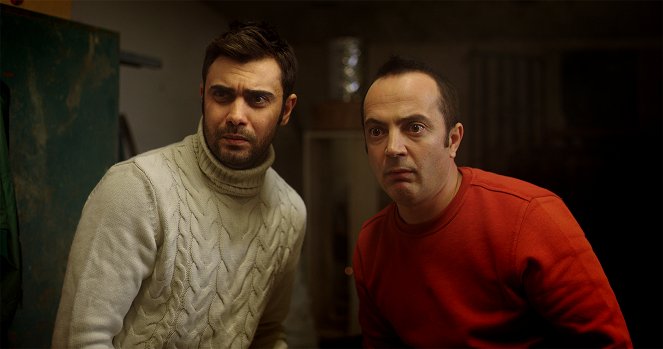 Adana İşi - Kuvat elokuvasta - Melih Selçuk, Murat Akkoyunlu