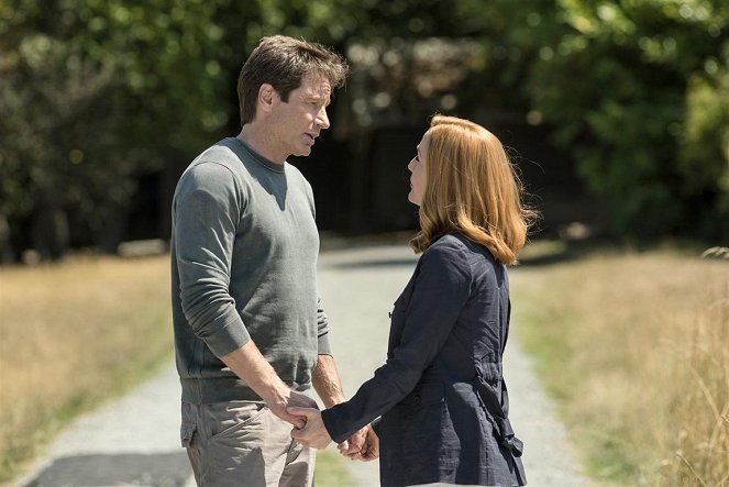 X-akták - A merénylet - Filmfotók - David Duchovny, Gillian Anderson