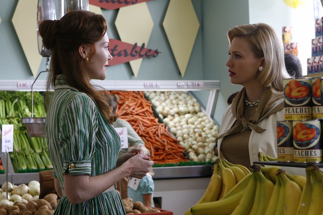 Mad Men - Red in the Face - Van film - Darby Stanchfield, January Jones