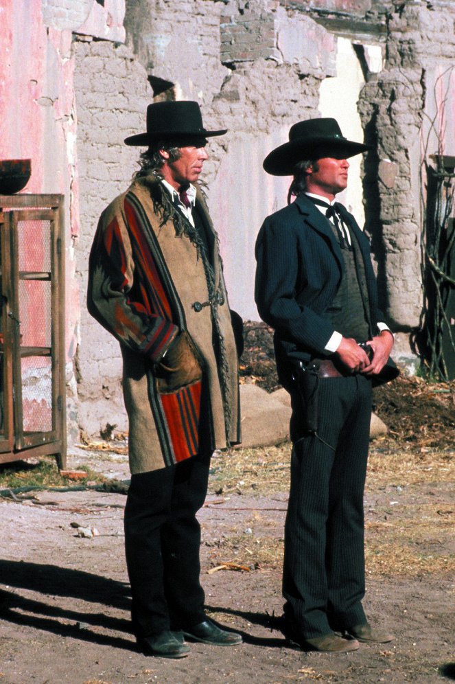 Pat Garrett jagt Billy the Kid - Filmfotos - James Coburn, Kris Kristofferson