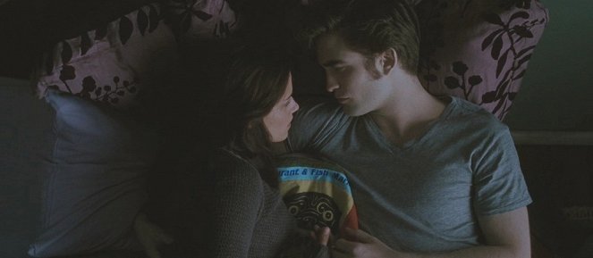 Alkonyat - Napfogyatkozás - Filmfotók - Kristen Stewart, Robert Pattinson