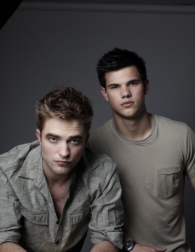 A Saga Twilight: Eclipse - Promo - Robert Pattinson, Taylor Lautner