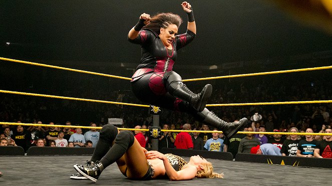 WWE NXT - Film - Savelina Fanene