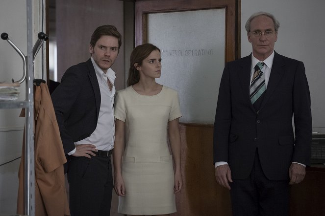 A kolónia - Filmfotók - Daniel Brühl, Emma Watson, August Zirner