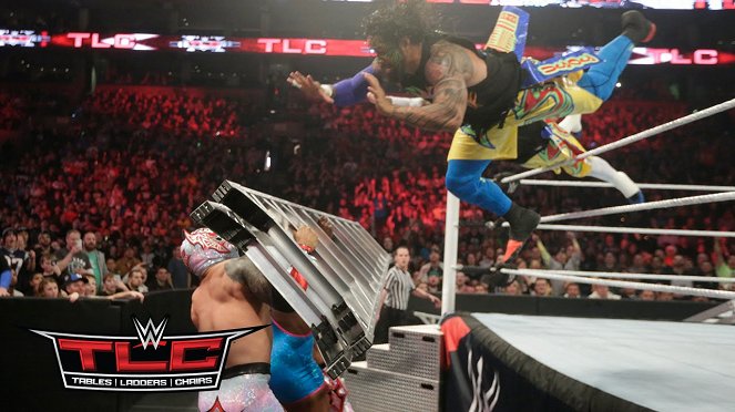 WWE TLC: Tables, Ladders & Chairs - Lobby karty - Joshua Samuel Fatu