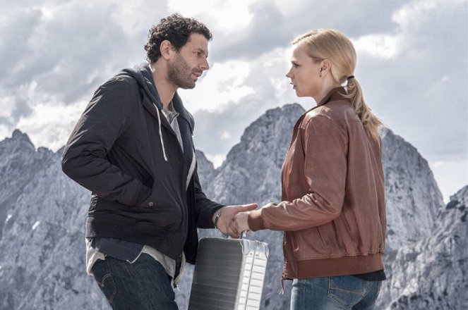 Mein Mann, ein Mörder - Z filmu - Mehdi Nebbou, Veronica Ferres