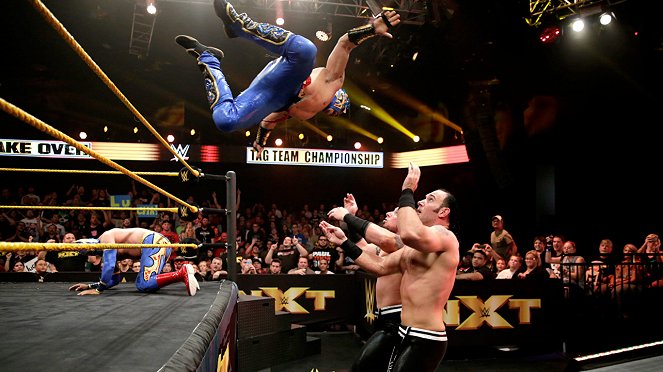 NXT TakeOver: Fatal 4-Way - Do filme - Eric Thompson