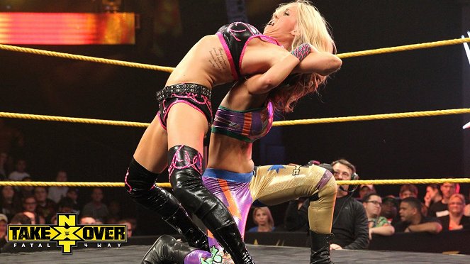 NXT TakeOver: Fatal 4-Way - Cartões lobby - Ashley Fliehr