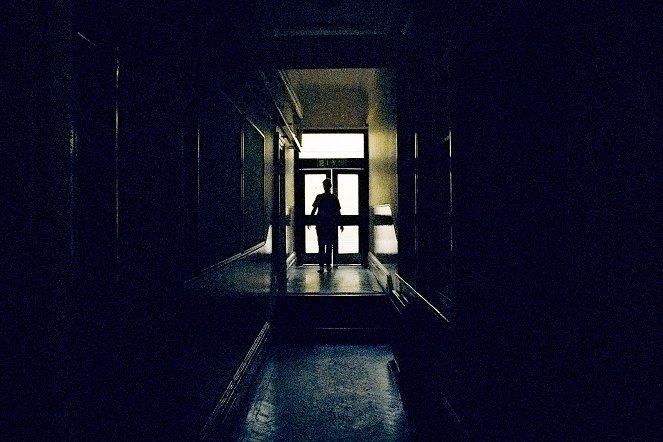 Shadow of Doubt - Filmfotos