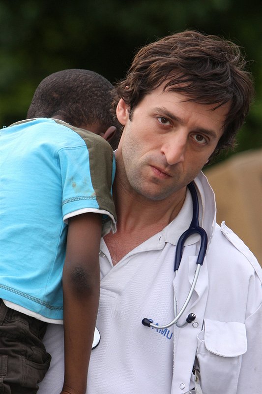 Équipe médicale d'urgence - Kuvat elokuvasta - Frédéric Quiring