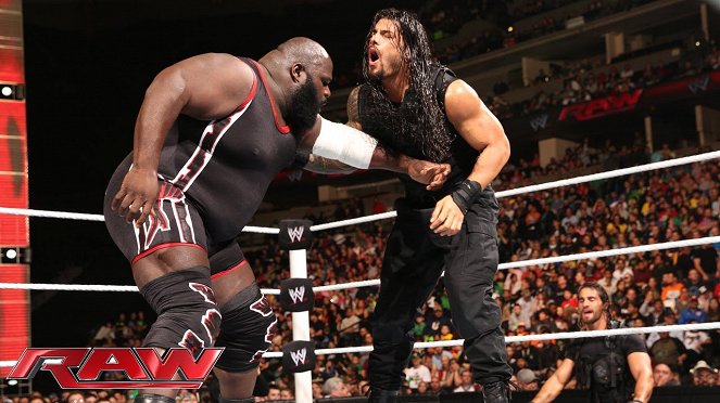 WWE Monday Night RAW - Fotosky - Mark Henry, Joe Anoa'i