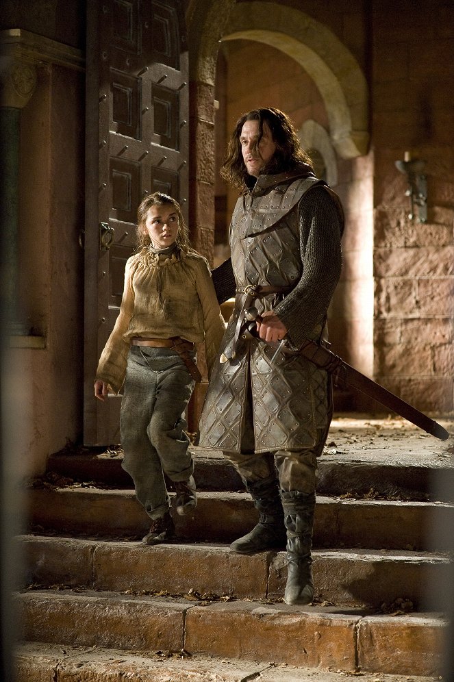 Game of Thrones - Season 1 - The Wolf and the Lion - Photos - Maisie Williams, Jamie Sives