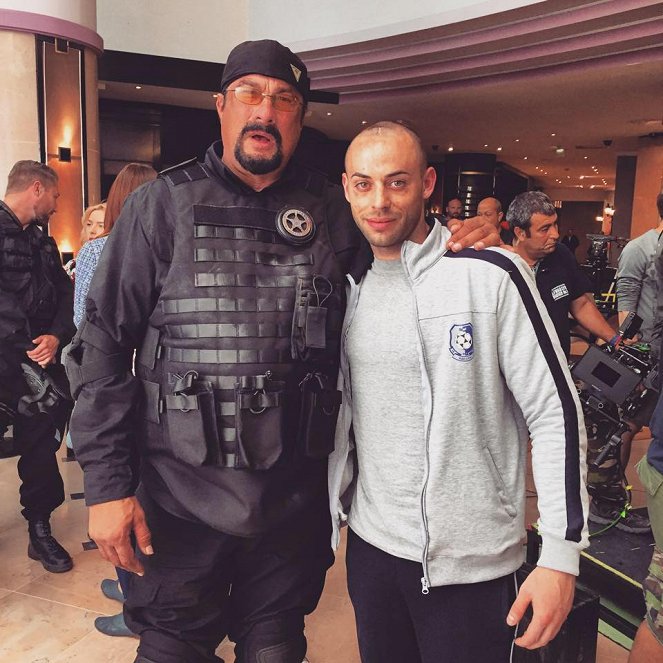 Killing Salazar - Van de set - Steven Seagal